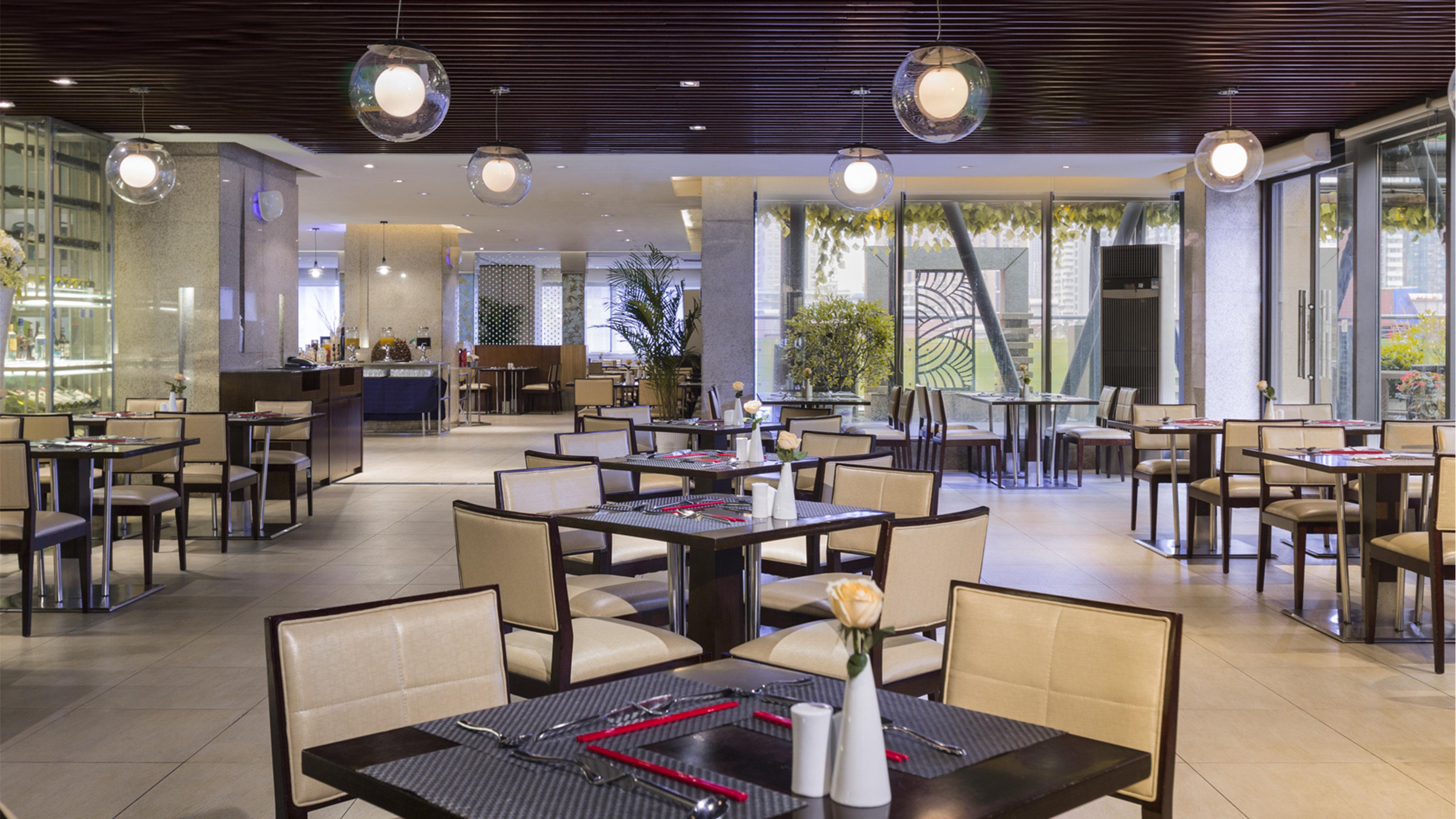 Holiday Inn Nanjing Aqua City, an IHG Hotel Bagian luar foto