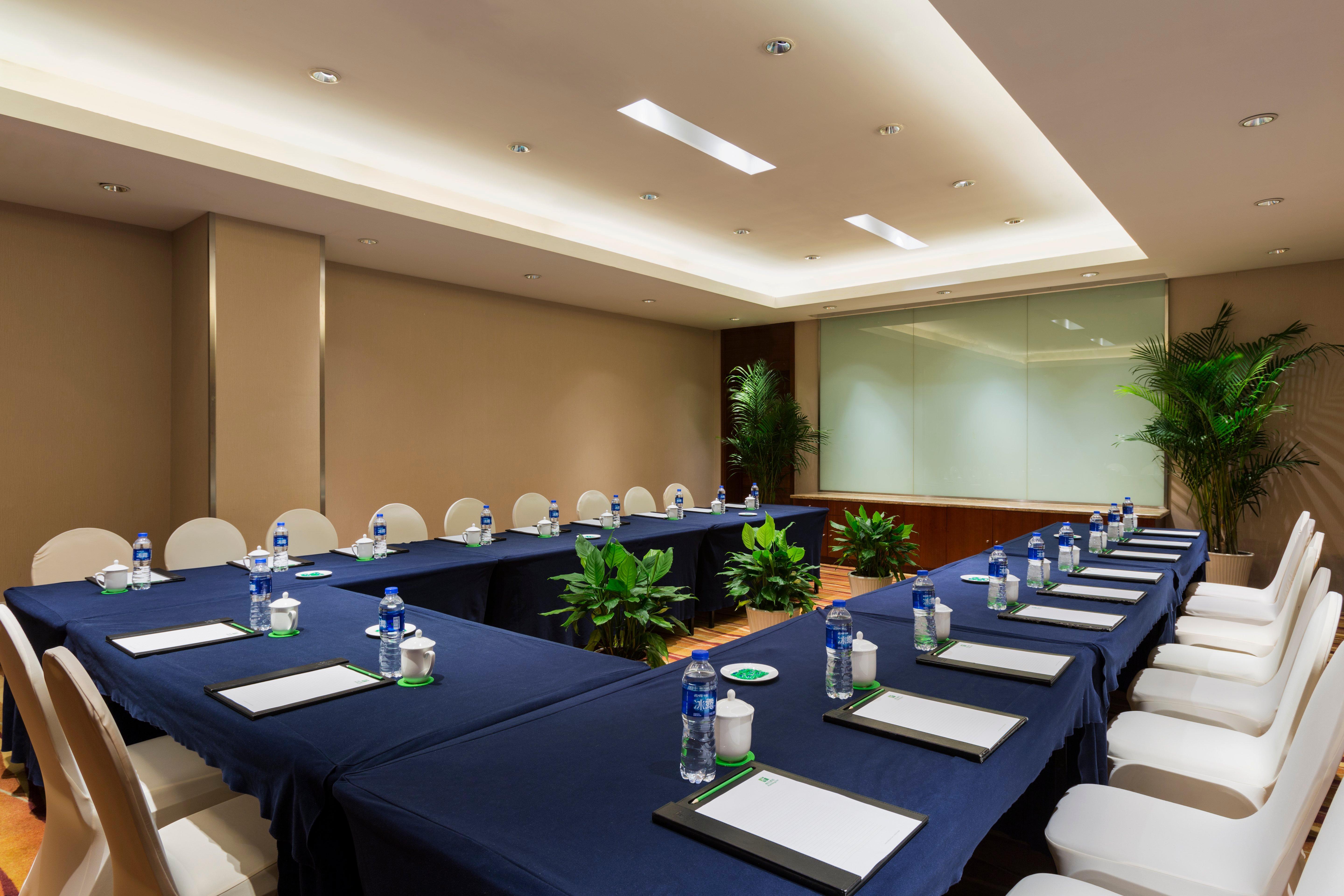 Holiday Inn Nanjing Aqua City, an IHG Hotel Bagian luar foto