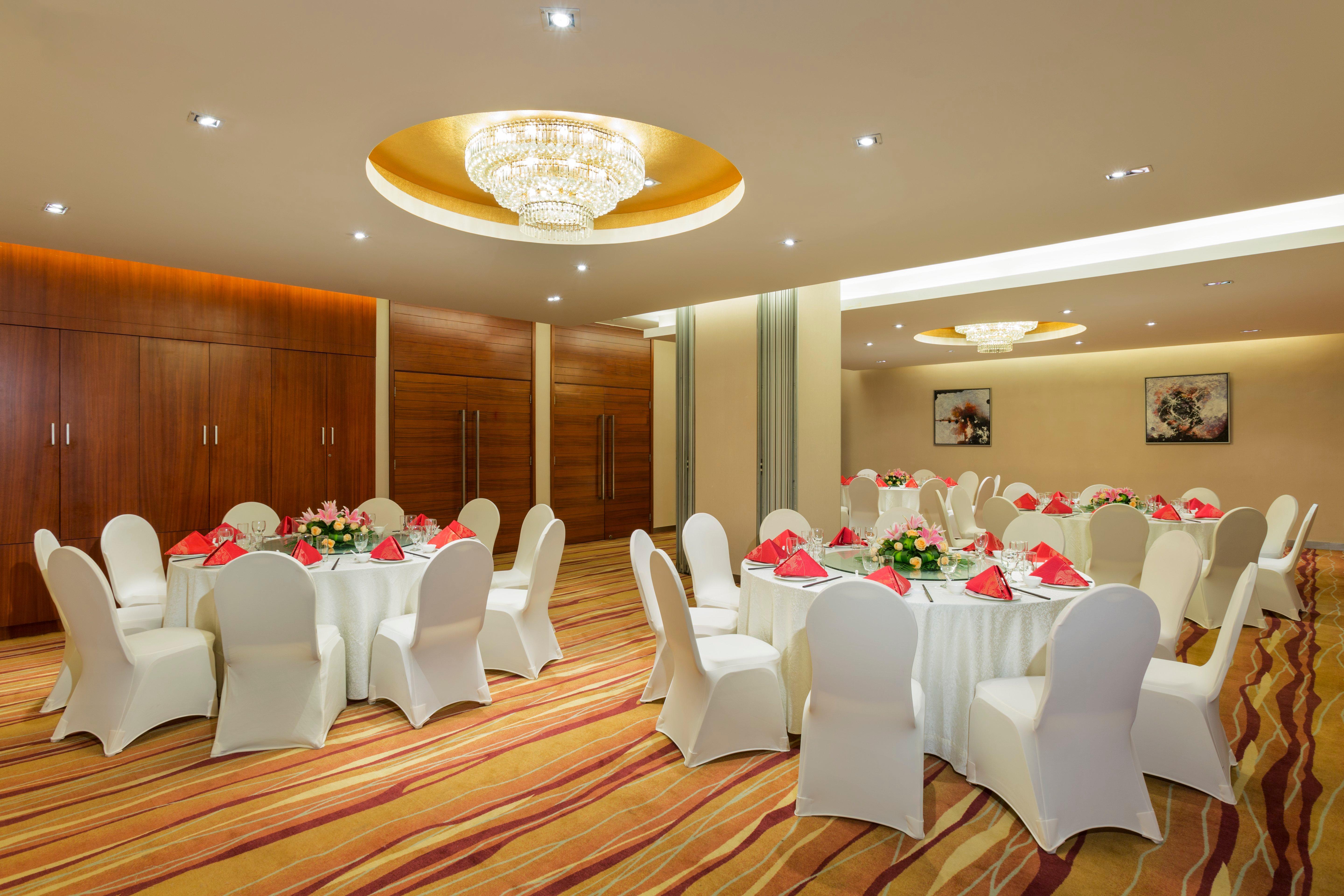 Holiday Inn Nanjing Aqua City, an IHG Hotel Bagian luar foto